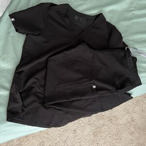 Figs black scrub set